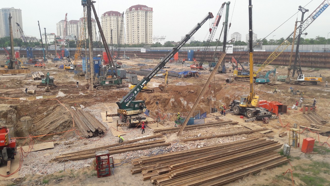 thi cong ep cu 04 - Dịch Vụ Thi Công Đóng – Nhổ Cừ Tại Hà Nội